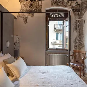 Residenza Roccamaggiore Apartment